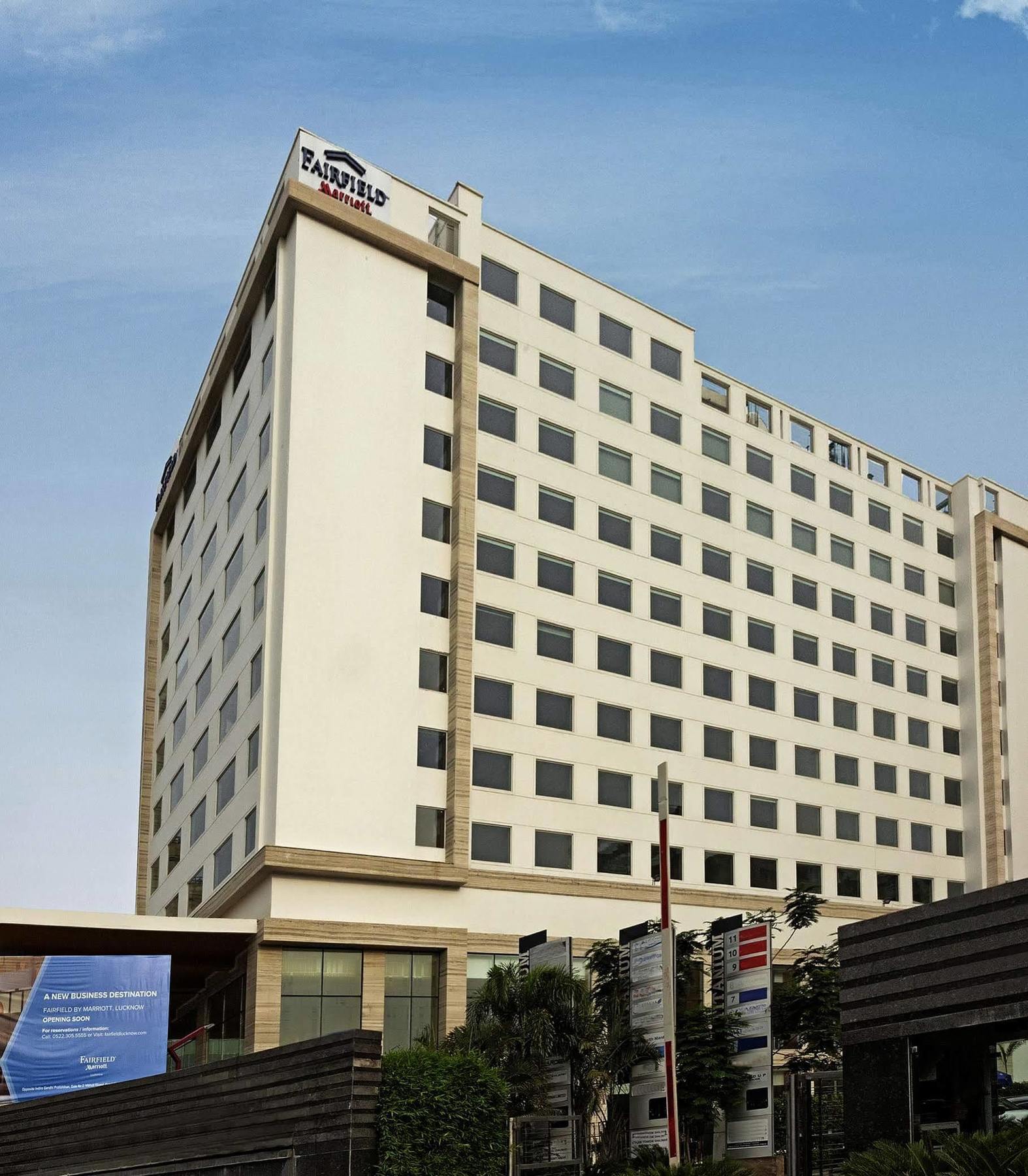 Hotel Fairfield By Marriott Lucknow Exterior foto