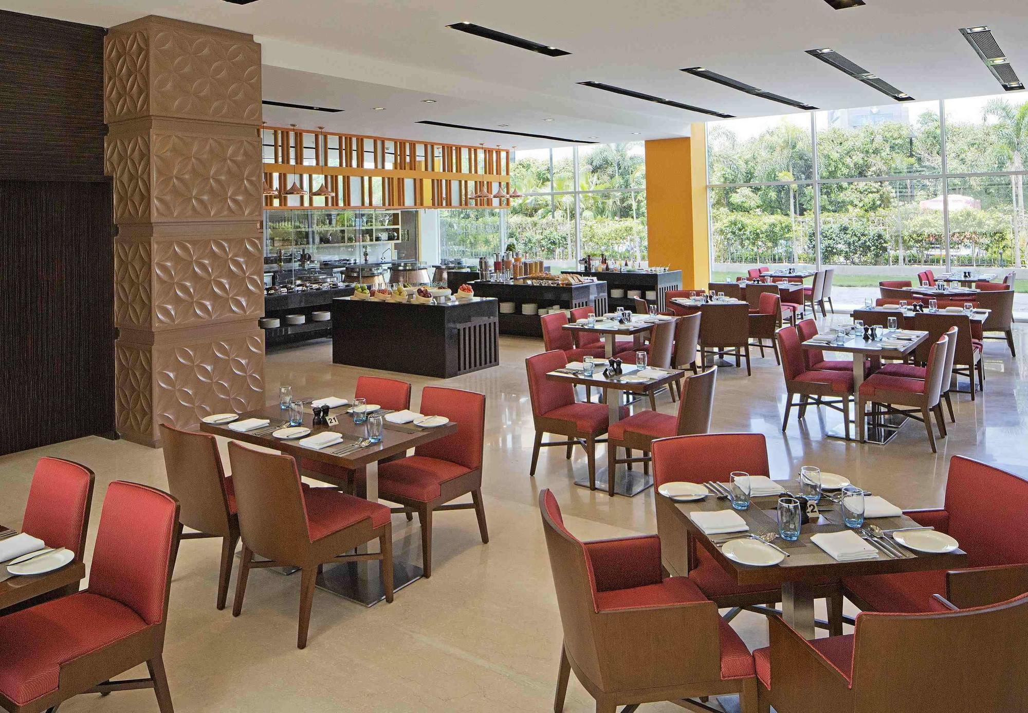 Hotel Fairfield By Marriott Lucknow Exterior foto
